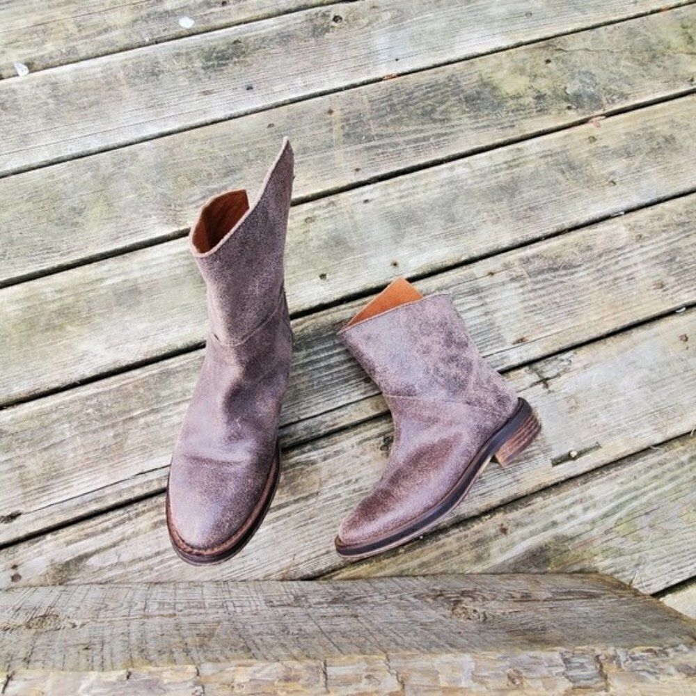 Anthropologie 67 Sixty Seven Brown Distressed Crackled Leather Ankle Boots 36